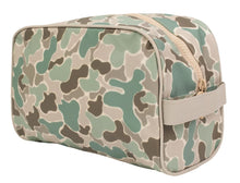 Load image into Gallery viewer, The Dopp Kit