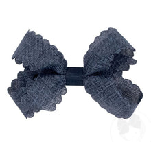 Load image into Gallery viewer, Scallop Linen Hair Bow - Medium