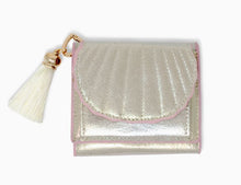 Load image into Gallery viewer, Iridescent Seashell  Coin Purse & Wallet