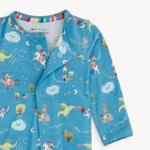 Load image into Gallery viewer, Good Knight - Magnetic Footie