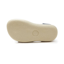 Load image into Gallery viewer, Salt Water Surfer Sandals - White