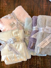 Load image into Gallery viewer, Little Giraffe Plush Chenille Baby Blanket