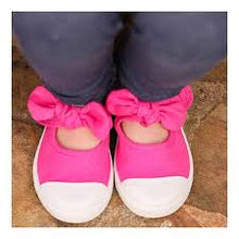 Load image into Gallery viewer, CHUS Athena Bow Shoe - Fuchsia - Size US 11/ EU 28 only