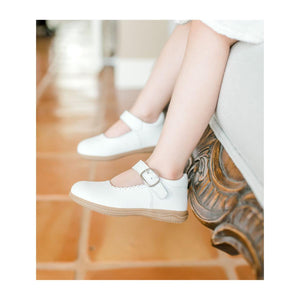 Classic Scalloped Leather Mary Jane - White