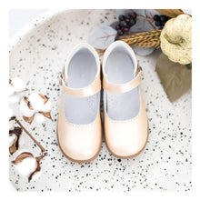 Load image into Gallery viewer, Classic Scalloped Leather Mary Jane - Champagne
