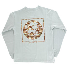 Load image into Gallery viewer, L/S Tee w/ Duck Silhouettes in Camo
