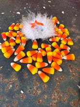 Load image into Gallery viewer, Hairclip - Ghost Marabou Feather
