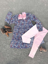 Load image into Gallery viewer, Navy Floral Tiered Tunic &amp; Blush Pink Leggings Set
