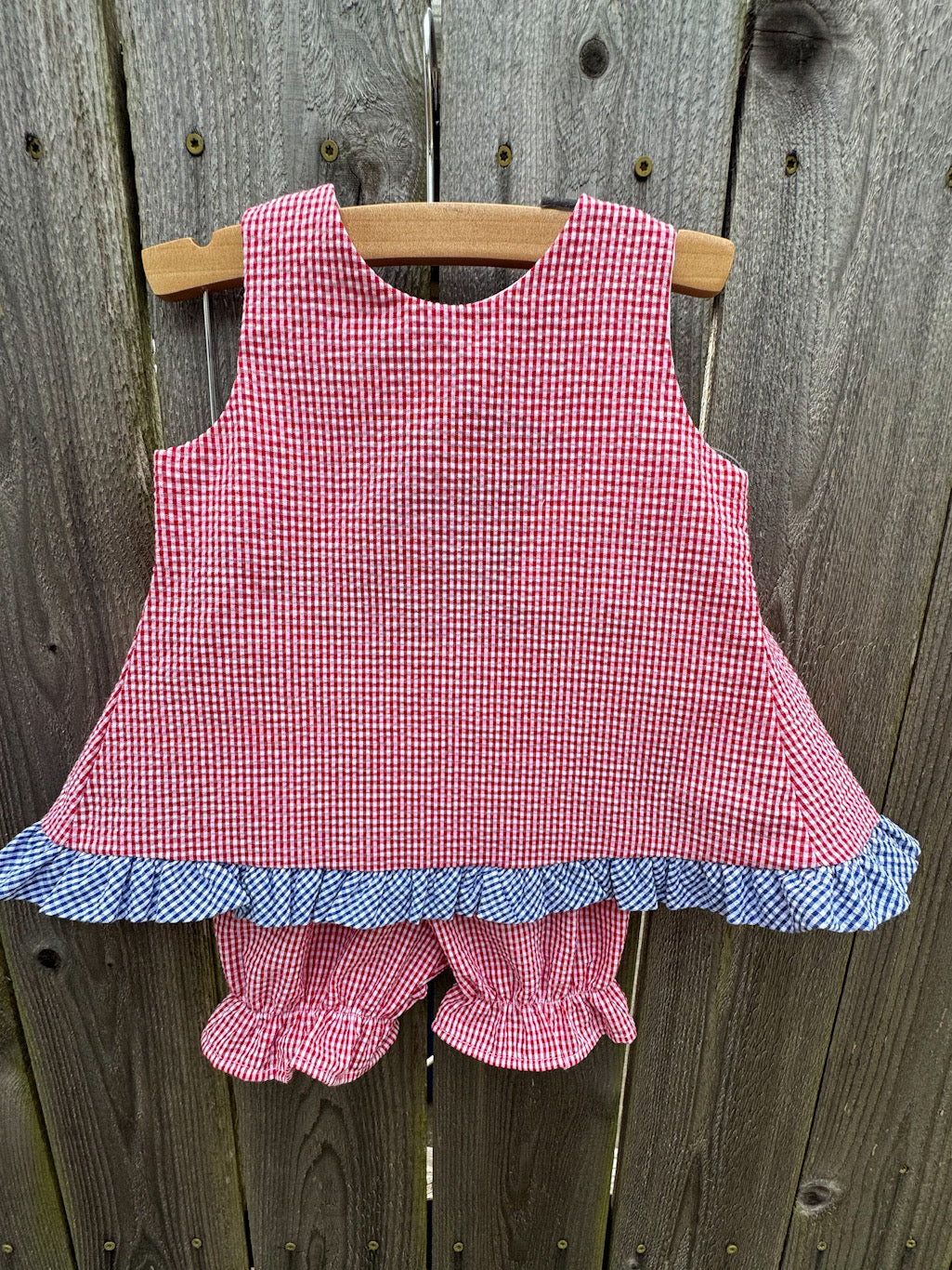 Red Gingham w/Navy Ruffle Popover Set