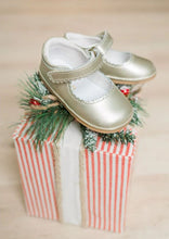 Load image into Gallery viewer, Cara Scalloped Mary Jane in Gold

