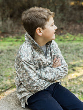 Load image into Gallery viewer, Performance Half Zip in Gray Camo
