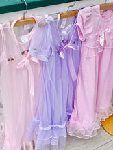 Load image into Gallery viewer, Laura Dare Pink Bowtastic Peignoir Set
