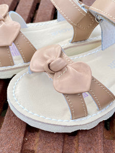 Leigh Bow Sandal w/ Velcro Closure - Latte
