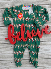 Load image into Gallery viewer, Dancing Santa &amp; Reindeer Magnetic Footie
