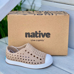 Native Jefferson Shoes - Flax