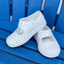 Load image into Gallery viewer, Jefferson Juniper Shoes - Shell White
