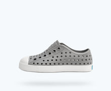 Load image into Gallery viewer, Native Jefferson Shoes - Pigeon Gray
