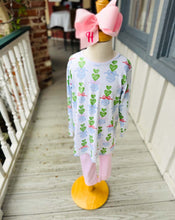 Load image into Gallery viewer, Printed Tunic &amp; Light Pink Leggings Set
