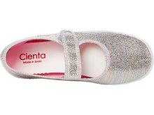 Load image into Gallery viewer, Cienta Girl&#39;s Mary Jane Shoes in Light Rainbow Metallic
