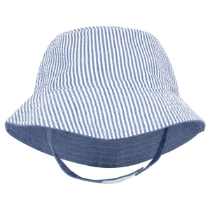 Boy's Reversible Seersucker Sun Hat in Navy Seersucker/Chambray Blue