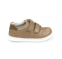 Load image into Gallery viewer, Boy&#39;s Kyle Sneaker - Mocha  w/ Double Velcro
